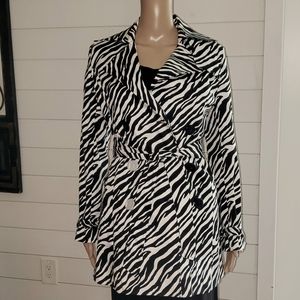 Vertigo Paris zebra print trench coat black lining size xs NWT extra buttons,